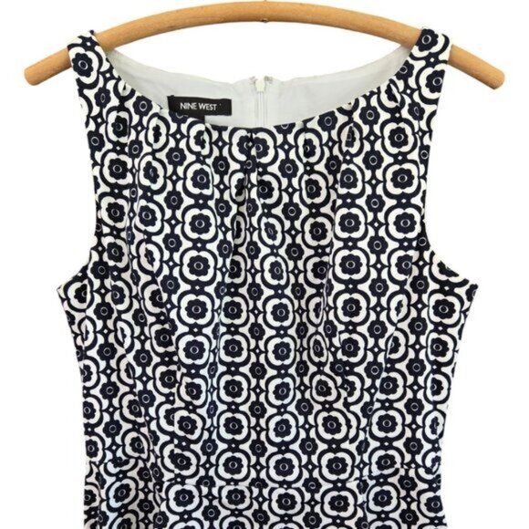 Nine West Blue & White Sleeveless Damask Floral Print Sheath Dress Size 10 - Picture 2 of 5